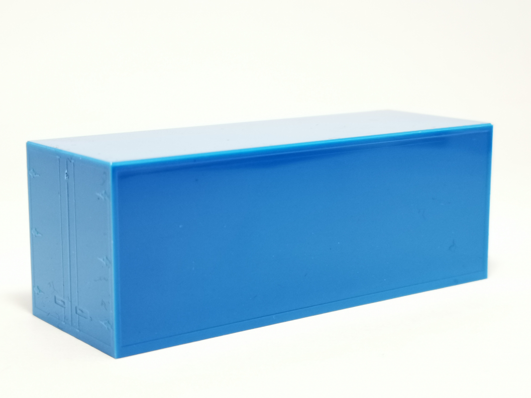 7,15 Koffer Aufbau, himmelblau Herpa