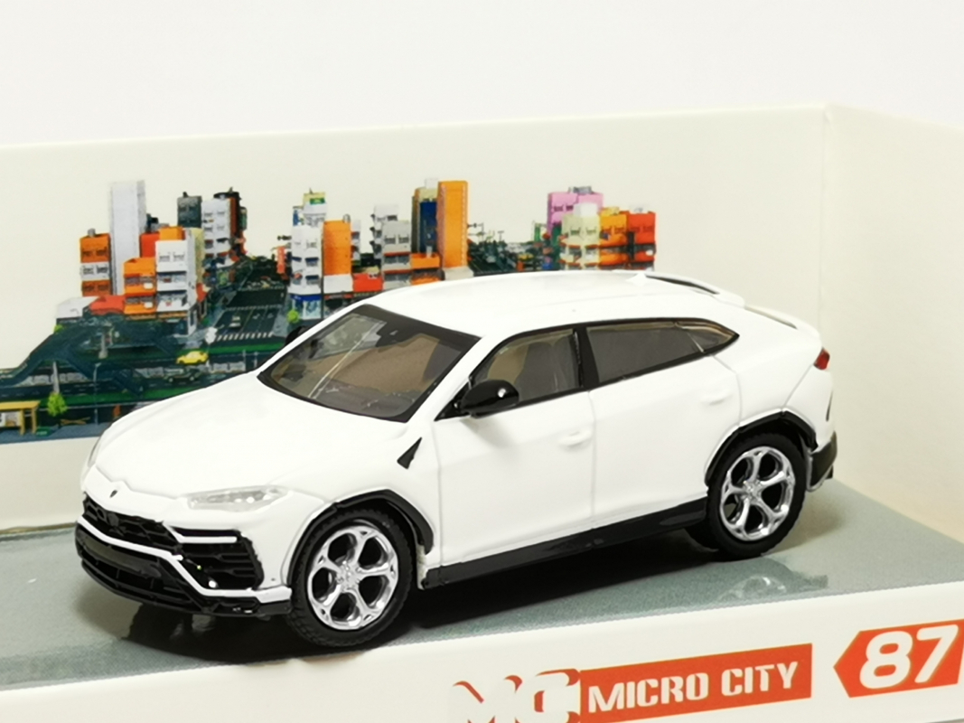 111179 MicroCity: Lamborghini Urus, weiß