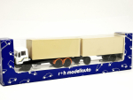 MAN F90 kurz 3-achs Koffer-Hängerzug unbedruckt, weiß/beige r+H Modellauto 1:87 R4